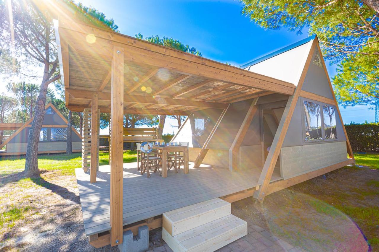 Glamping Gli Etruschi Hotel ปีออมบีโน ภายนอก รูปภาพ