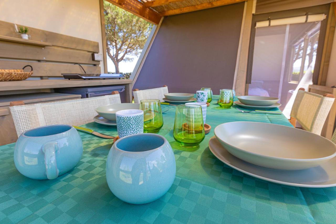 Glamping Gli Etruschi Hotel ปีออมบีโน ภายนอก รูปภาพ