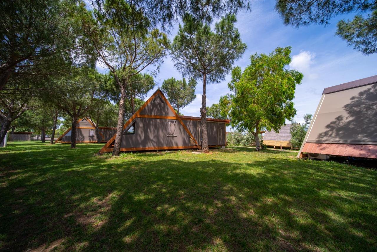Glamping Gli Etruschi Hotel ปีออมบีโน ภายนอก รูปภาพ